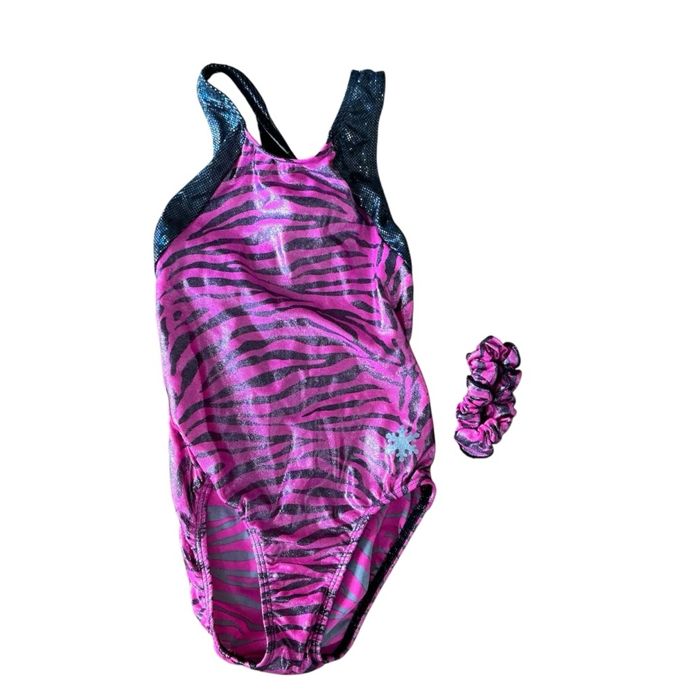 Snowflake Designs Gymnastics Leotard with scrunchie
Size Child Large